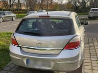 Gebraucht Opel Astra 125 PS (91 kW) 2005 Silber Limousine