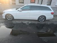 Gebraucht Mercedes E220 170 PS (125 kW) 2013 Weiß Kombi