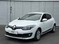 Gebraucht Renault Mégane Authentique 110 PS (80 kW) 2015 Weiß Limousine