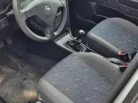 Usado Opel Astra Comfort 101 HP (74 kW) 2001 Prateado Sedan
