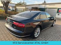 Gebraucht Audi A8 Ambiente 262 PS (192 kW) 2016 Blau Limousine