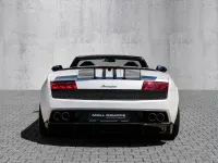 Gebraucht Lamborghini Gallardo 570 PS (419 kW) 2012 Bianco canopus (weiß) Cabrio