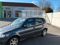 Gebraucht VW Polo 60 PS (44 kW) 2001 Grau Kleinwagen