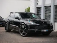 Gebraucht Porsche Cayenne E-Hybrid Platinum Edition 462 PS (339 kW) 2022 Schwarz SUV