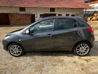 Usata Mazda 2 Sendo 84 CV (61 kW) 2014 Grigio Utilitaria