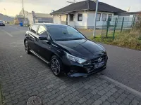 Neu Hyundai i20 N Line 101 PS (74 kW) 2025 Phantom black Kleinwagen