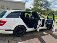 Gebraucht Mercedes C180 Avantgarde 156 PS (114 kW) 2014 Weiß Kombi