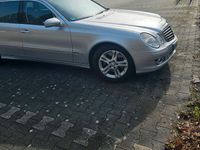 Gebraucht Mercedes E230 Avantgarde 204 PS (150 kW) 2008 Silber Kombi