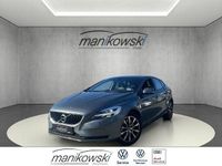 Gebraucht Volvo V40 Momentum 152 PS (111 kW) 2019 Grau Kombi