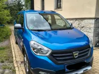Używany Dacia Lodgy Stepway 109 KM (80 kW) 2016 Niebieski Minivan