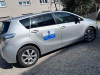 Gebraucht Toyota Verso 150 PS (110 kW) 2015 Grau Van / Kleinbus