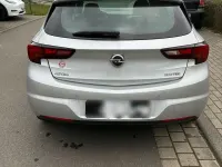 Gebraucht Opel Astra Edition 105 PS (77 kW) 2017 Grau Limousine