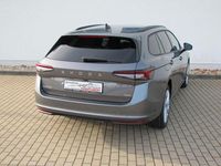 Gebraucht Skoda Superb Selection 193 PS (141 kW) 2025 Grau Kombi
