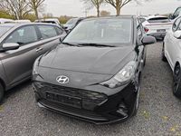 Gebraucht Hyundai i10 Select 63 PS (46 kW) 2025 Schwarz Kleinwagen