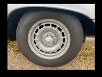 Gebraucht Mercedes SL500 231 PS (169 kW) 1983 Silber Cabrio