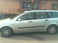 Usata Ford Focus 100 CV (73 kW) 2002 Verde Station wagon