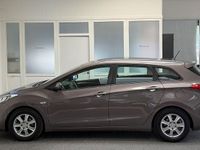 Gebraucht Hyundai i30 Classic 99 PS (72 kW) 2013 Braun Kombi
