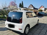 Second-hand VW up! 60 CP (44 kW) 2018 Alb Hatchback