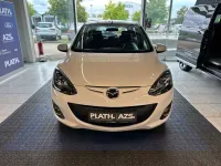 Gebraucht Mazda 2 Active 84 PS (61 kW) 2011 Weiß Kleinwagen