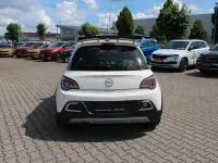 Gebraucht Opel Adam Rocks S 150 PS (110 kW) 2018 Weiß Kleinwagen