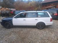Gebraucht VW Passat 193 PS (141 kW) 1998 Weiß Kombi