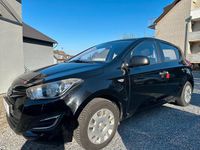 Gebraucht Hyundai i20 Edition 86 PS (63 kW) 2014 Schwarz Kleinwagen