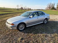 Gebraucht BMW 523 170 PS (125 kW) 1999 Silber Limousine