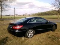 Gebraucht Mercedes E250 204 PS (150 kW) 2010 Schwarz metallic Coupé