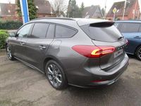 Neu Ford Focus ST-Line X 155 PS (114 kW) 2025 Grau Limousine