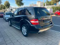 Gebraucht Mercedes ML500 306 PS (225 kW) 2006 Schwarz SUV