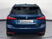 Gebraucht BMW 220 Active Tourer 170 PS (125 kW) 2025 Blau Van / Kleinbus