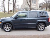 Gebraucht Jeep Patriot Sport 170 PS (125 kW) 2007 Blau metallic SUV
