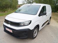 Gebraucht Opel Combo Basis 131 PS (96 kW) 2024 Weiß Van / Kleinbus