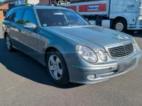 Gebraucht Mercedes E270 Avantgarde 170 PS (125 kW) 2003 Grün Kombi