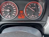 Second-hand BMW 325 197 CP (144 kW) 2008 Negru Berlinǎ