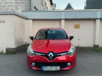 Gebraucht Renault Clio IV LIMITED Deluxe 120 PS (88 kW) 2015 Kleinwagen