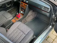 Gebraucht Mercedes 220 150 PS (110 kW) 1995 Schwarz Kombi