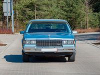 Second-hand Cadillac Deville 132 CP (97 kW) 1986 Albastru Berlinǎ