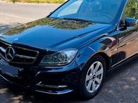 Gebraucht Mercedes C200 184 PS (135 kW) 2011 Blau Limousine