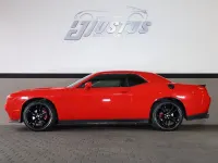 Gebraucht Dodge Challenger SXT 309 PS (227 kW) 2021 Rot Coupé