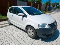 Gebraucht VW Fox 54 PS (39 kW) 2010 Weiß Kleinwagen