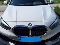 Gebraucht BMW 118 Advantage 150 PS (110 kW) 2022 Weiß Kleinwagen