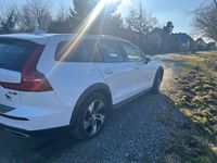 Gebraucht Volvo V60 CC Pro 197 PS (144 kW) 2021 Weiß Kombi