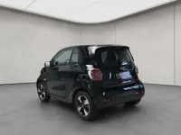 Gebraucht Smart ForTwo Coupé Passion Exclusive 60 kW (82 PS) 2024 Bodypanels in black Kleinwagen