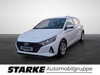 Gebraucht Hyundai i20 Select 84 PS (61 kW) 2021 Weiß Limousine