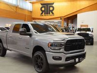 Gebraucht Dodge Ram 416 PS (305 kW) 2023 Billet silver Pickup