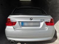 Gebraucht BMW 318 143 PS (105 kW) 2008 Silber Limousine