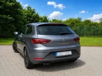 Używany Seat Leon FR 150 KM (110 kW) 2017 Szary Coupe