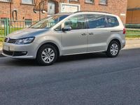 Gebraucht VW Sharan 140 PS (102 kW) 2014 Gold Van / Kleinbus