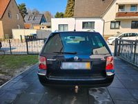 Gebraucht VW Passat 131 PS (96 kW) 2002 Blau Kombi